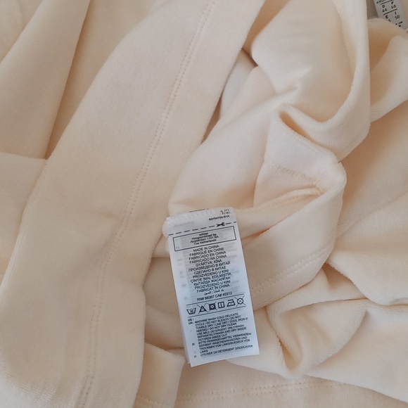 NWT Adidas Womens Velour Sweatshirt Cream Scoop Neck Cropped Sweater Size Large - Picture 9 of 10